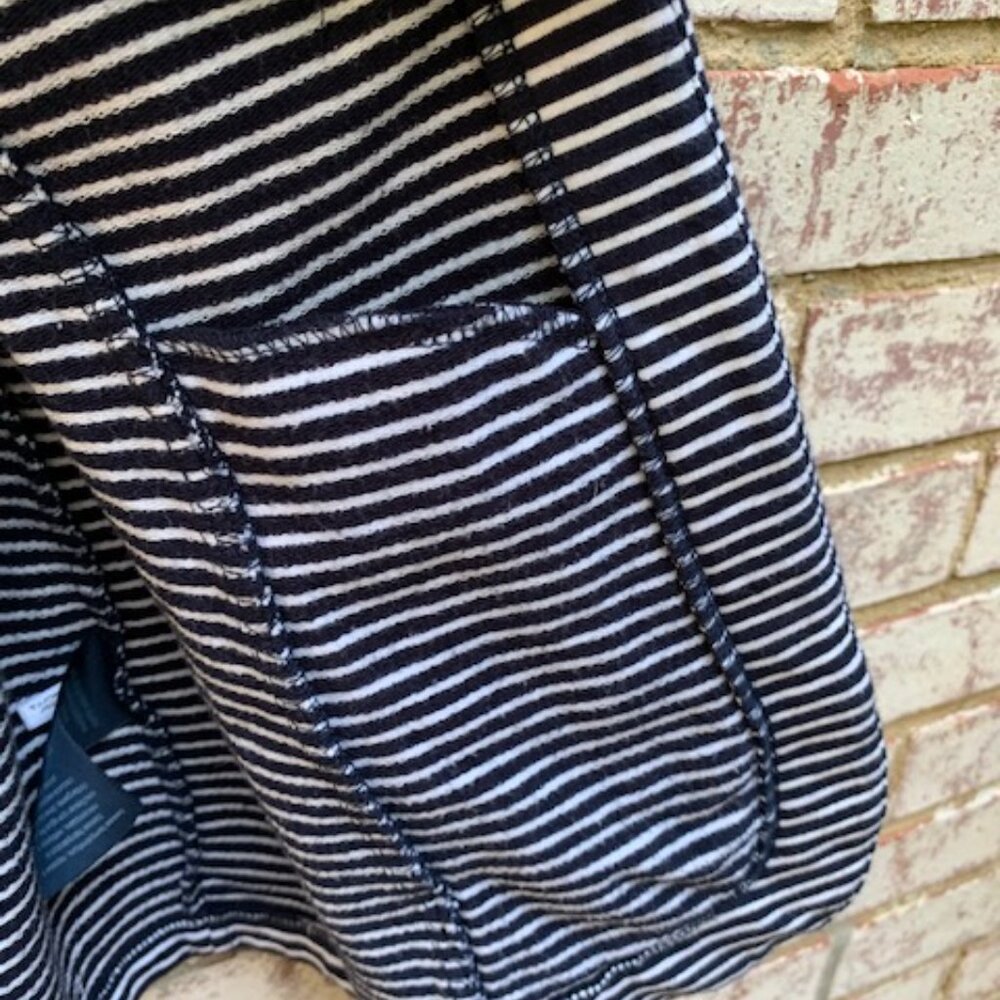 Tommy Hilfiger Women's Striped Jacket - Size Medium - Picture 11 of 13